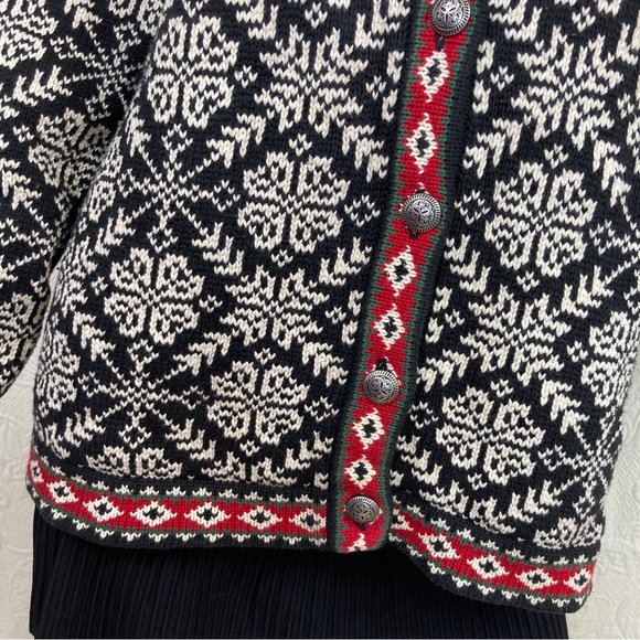 LL Bean VTG Nordic Snowflake Pattern Cardigan - Picture 5 of 13
